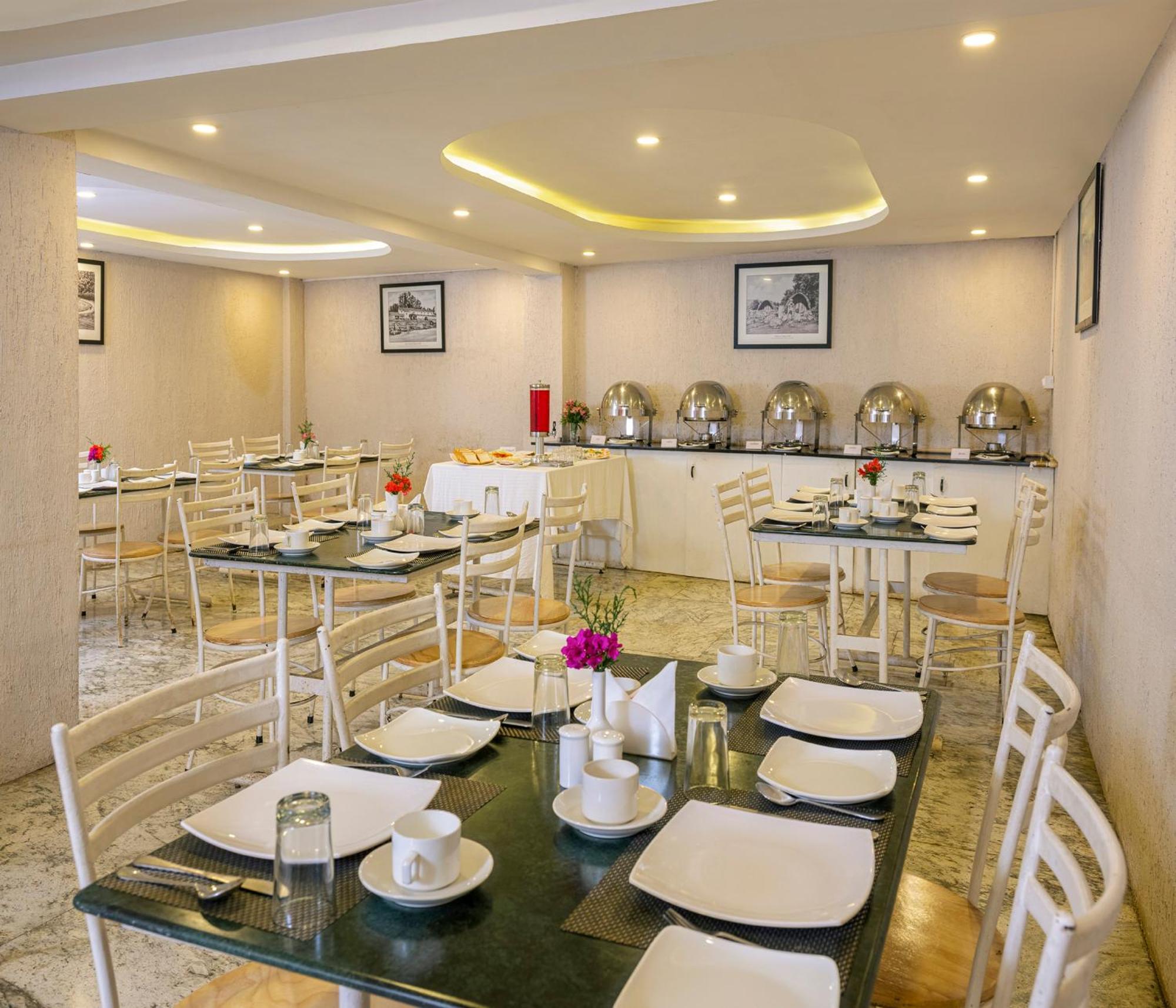Mango Hill Central Udagamandalam Exterior photo